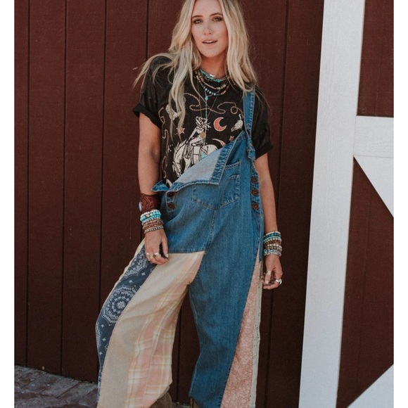 Three Bird Nest High Hopes Slouchy Denim Overalls size small - Picture 1 of 11